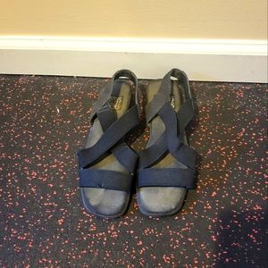 Black slide on Sandals vintage